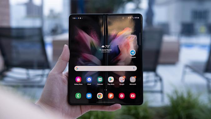 Samsung’s New Foldable Phones Are the Future of Mobile Devices 1 77e451c0 0751 11ec b5e9 369516f4fa4e.cf